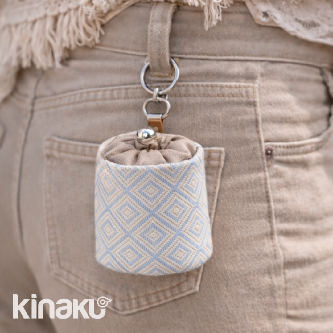 Kinakú Snacktasche, Sela, Babyblau/Weiss, 35g, 7x8cm